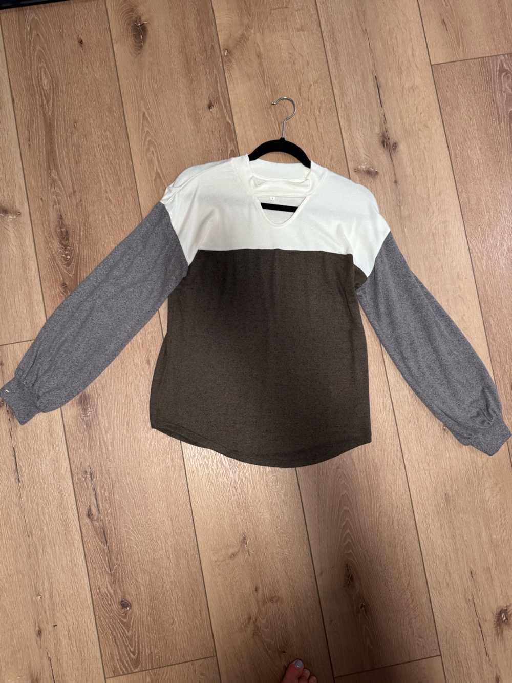Maurices Colorblock Long Sleeve in White, Gray & Olive